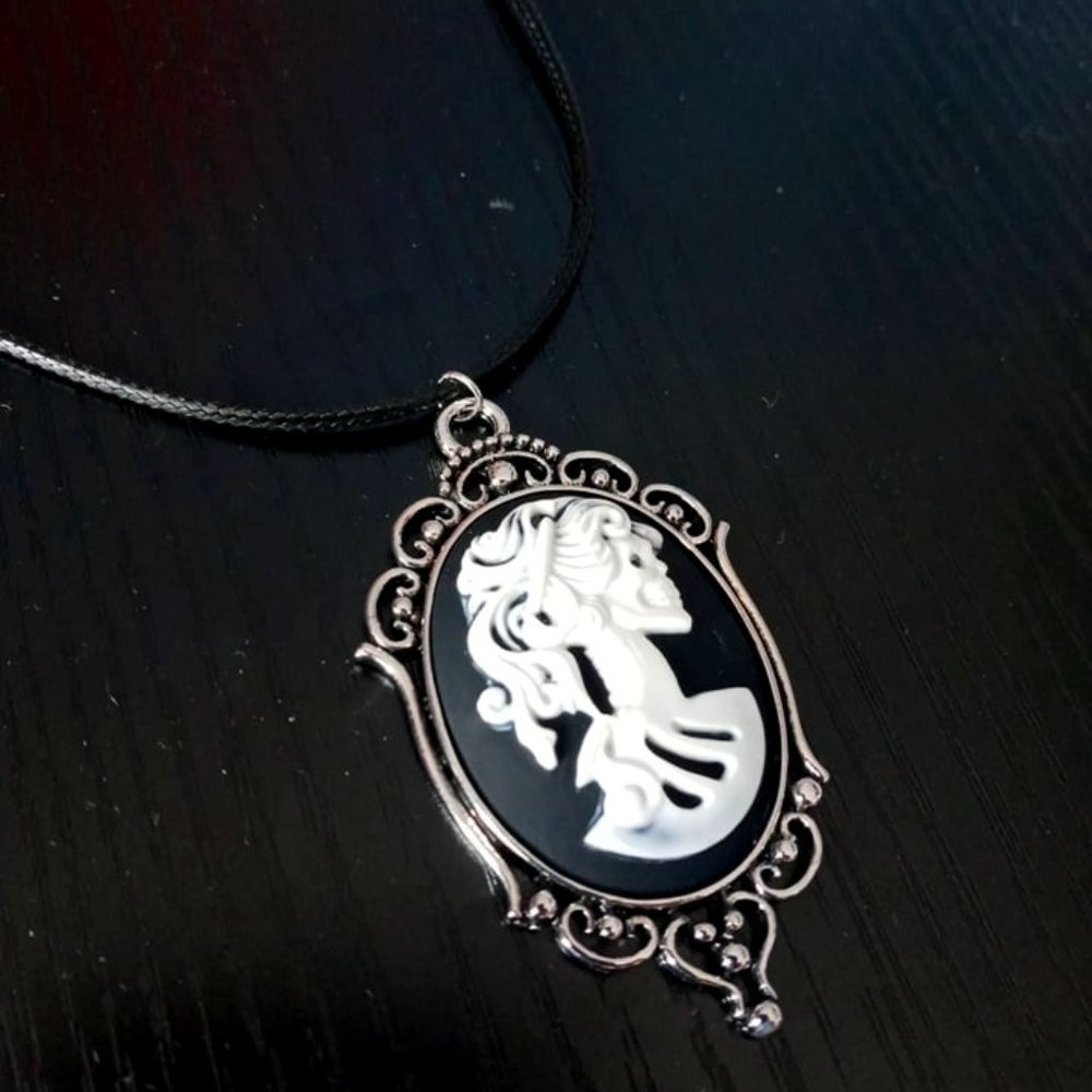 Buy1Get1- Classic Skeleton Women Cameo Necklace